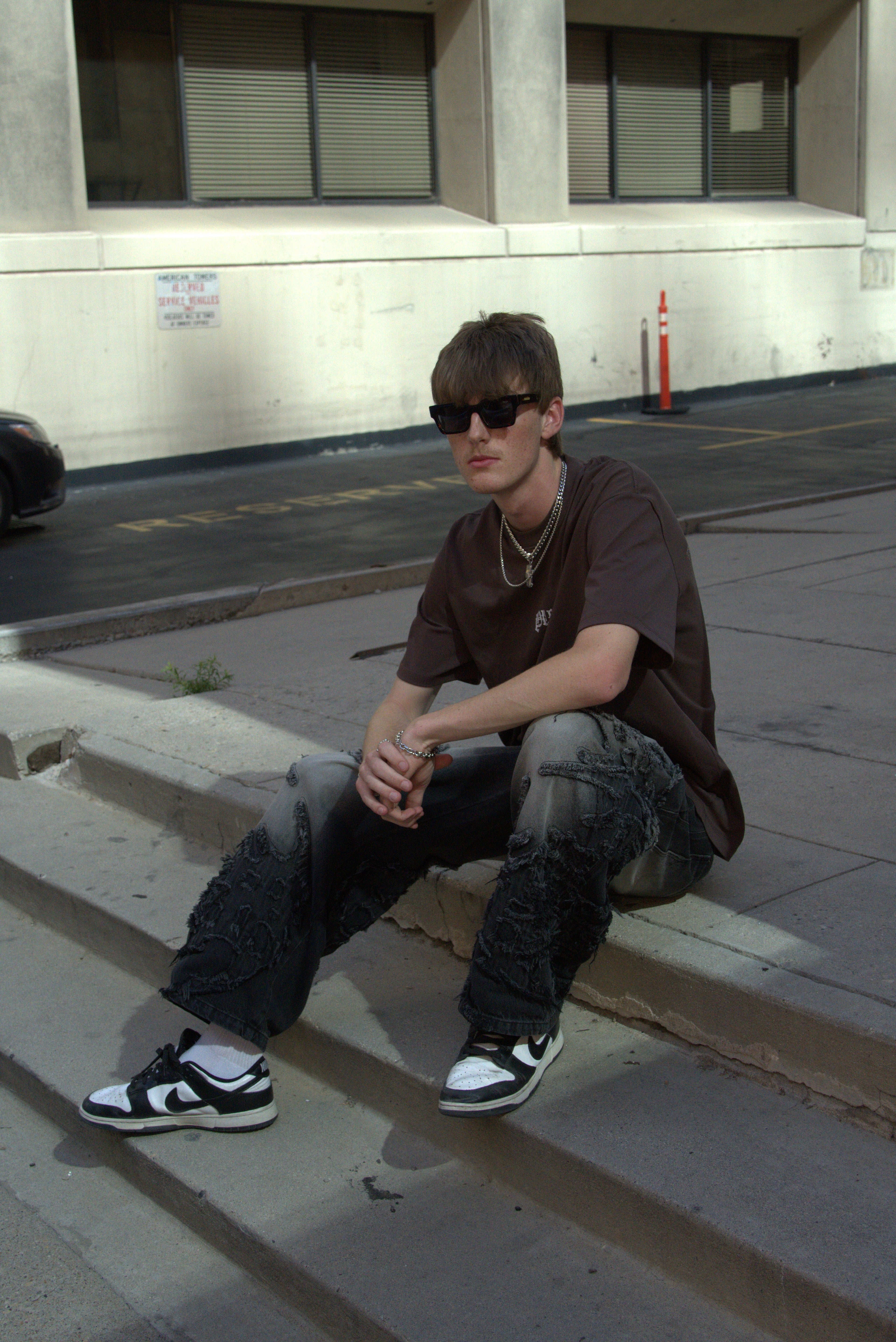 PLS CROSS OVERSIZED TEE
